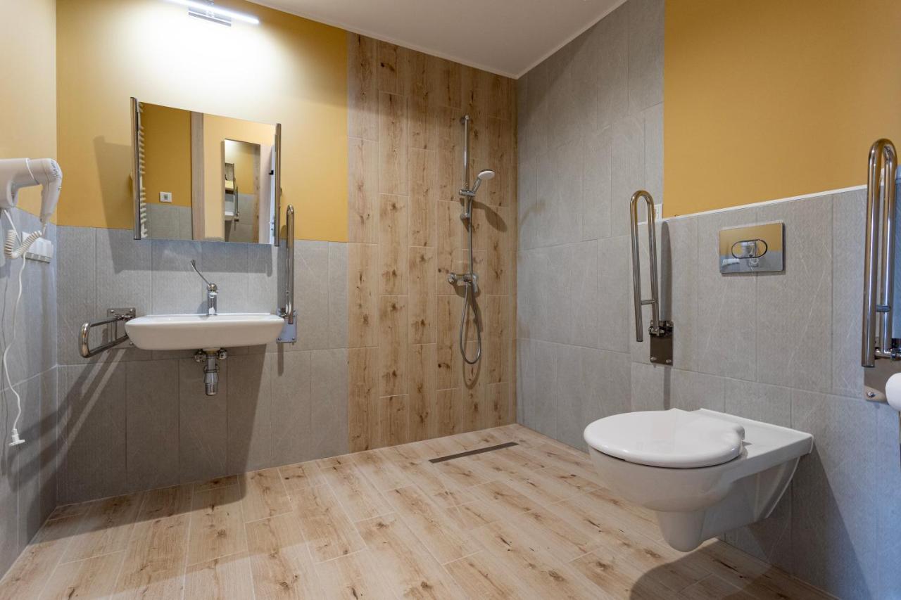 Apartamenty Albatros Augustów Esterno foto